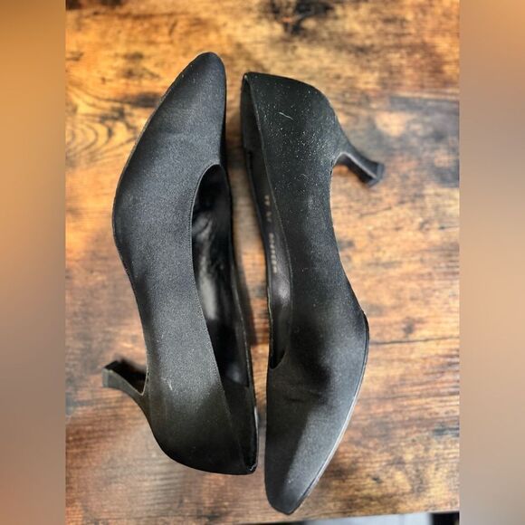 Stuart Weitzman Women's Black Kitten Heel Pumps Size 9.5 AA - Picture 6 of 12